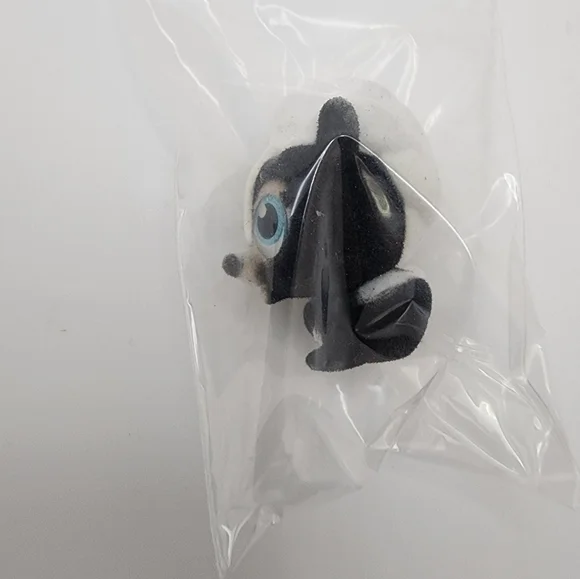 Disney Doorables Series 5 Special Edition "Flower" From Bambi Figurine - Picture 9 of 9